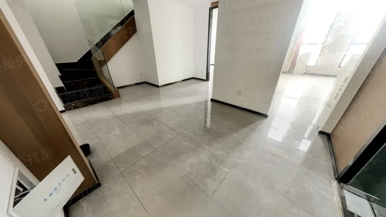 Tongxiang Dede Center - View 3