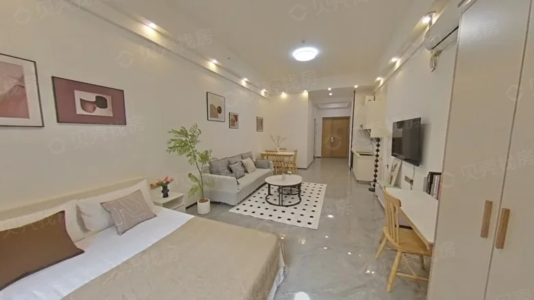 Ocean Pride Plaza - View 4