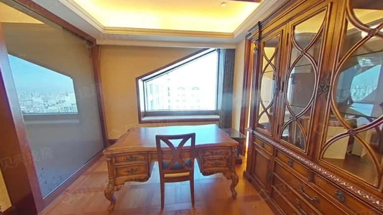 Imperial Majesty Wanxin - View 1