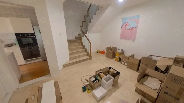 Elegant Garden Yaha Lake Residence - View 3