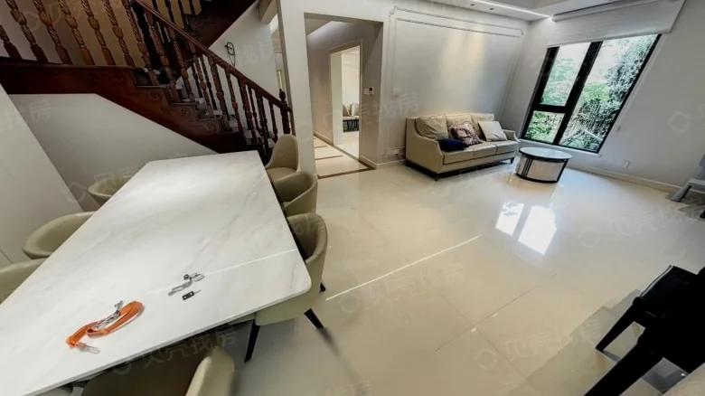 Taihu Venice Garden - View 2