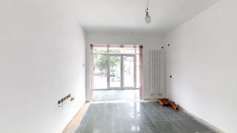 Fenghua Road - View 2