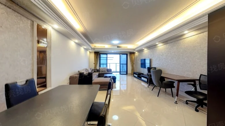 Majestic View Manor - View 2