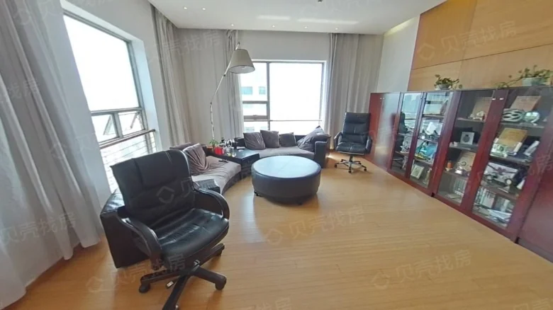 Threedimensional Space - View 2