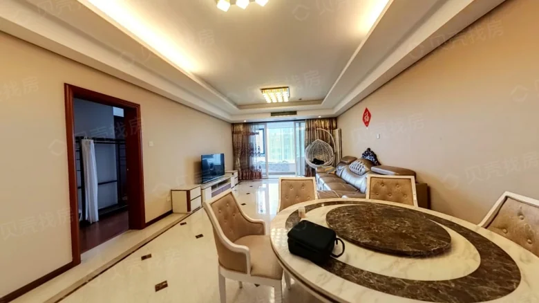 Landmark Peryear Grand Mansion - View 2