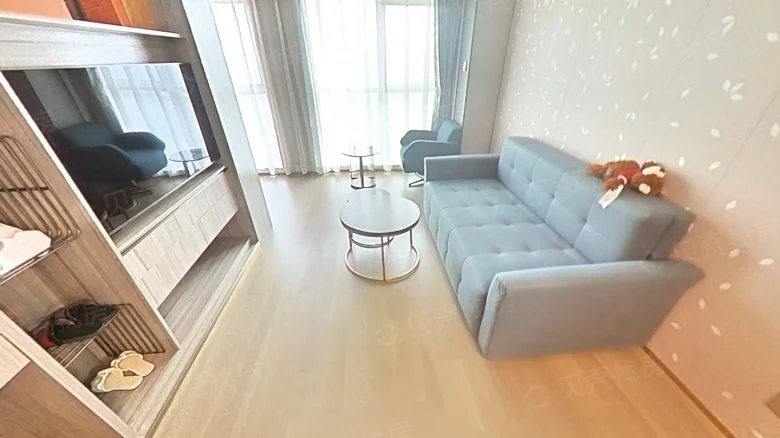 Eucalyptus Phoenix Apartment - View 4