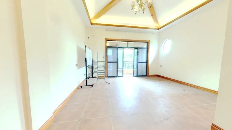 Poly Property Twelve Oak Estates - View 2