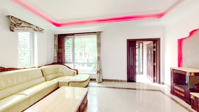 Zhonghai Dragon Bay Phase I - View 3