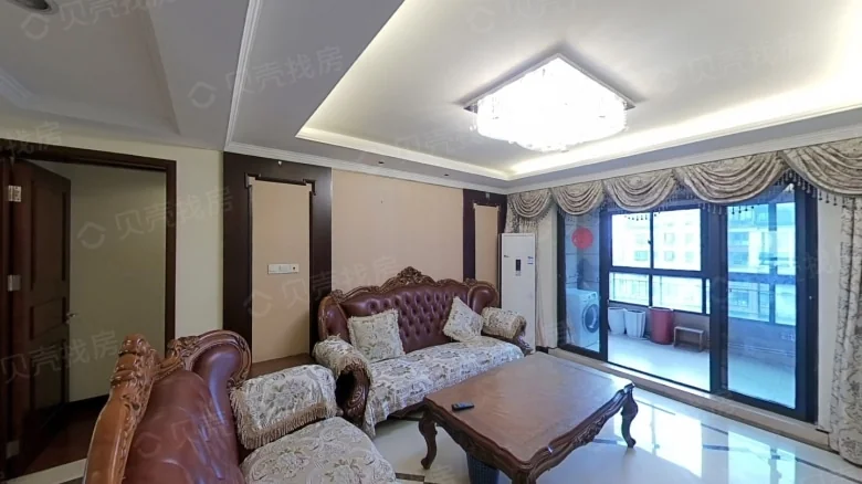 Paulaner Leaf Language (Phase 2) Apartment - View 3