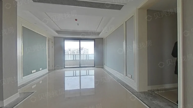 Lakeside Tianlang Mansion - View 2