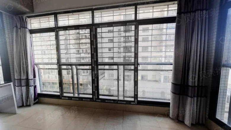 Milan Spring - View 4