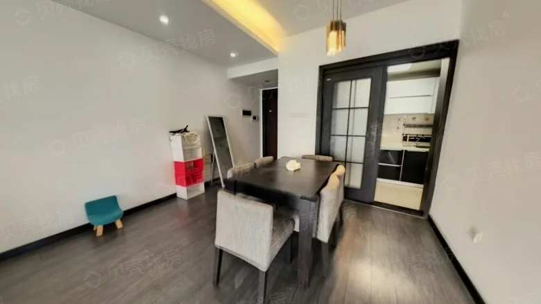 Leighton Hill No. 1 - View 3