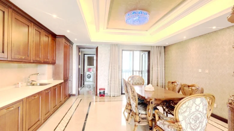 Wantorfa Mansion B District - View 1