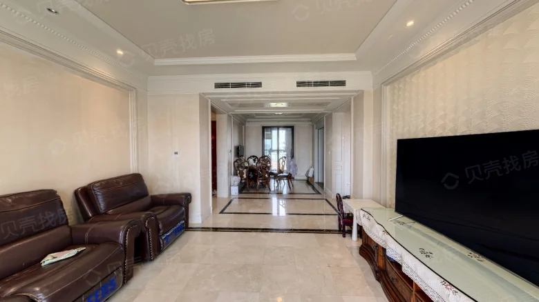 Crown Grandeur Residence - View 1