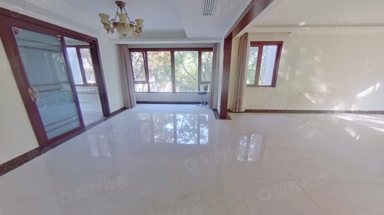 Xishan No.1 Courtyard South District - View 5