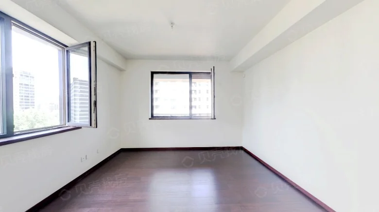 Water Accumulation Abundant沁Listen Moon Pavilion - View 1