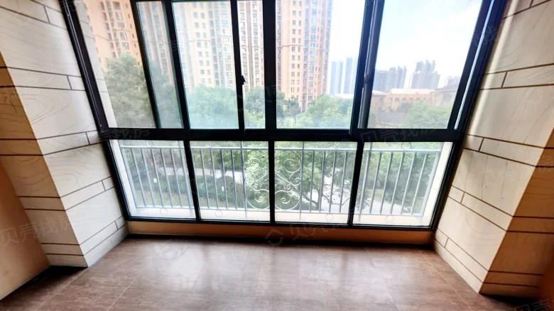 Elegant Residence Central Mansion - View 5