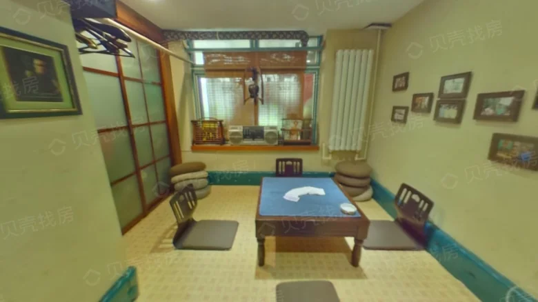 Xinggong Street - View 1