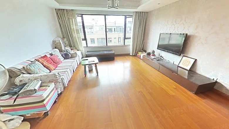 Ocean Top One Brand - View 4