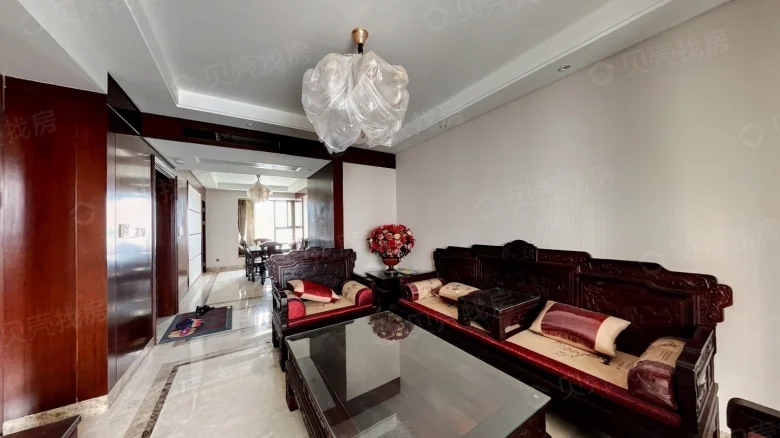 Round Fusion Plaza Residences - View 1