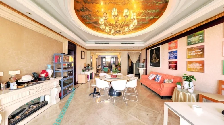 Wanda Mansion - View 2