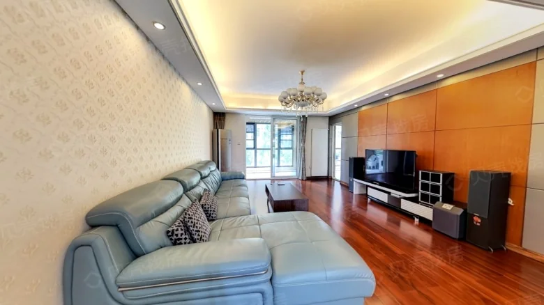 Vanke Kingdom BluBay - View 2