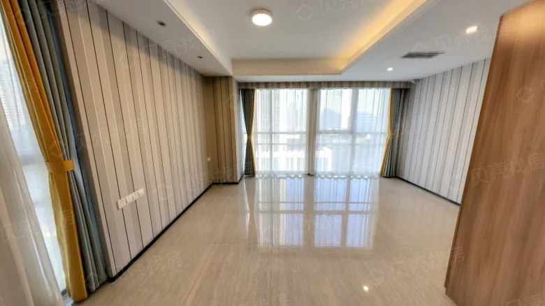 Hengda Wealth Center - View 1