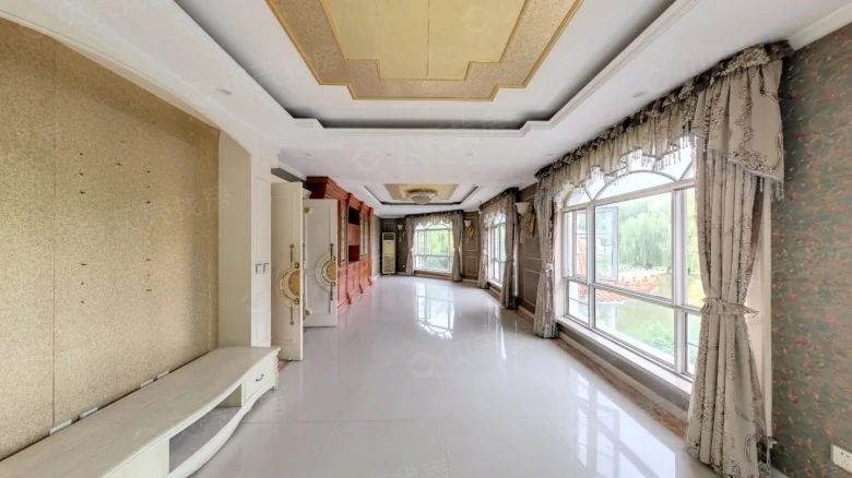 Western Hill Garden Villa - View 6