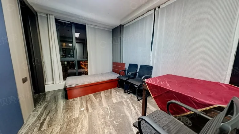 MOML Contemporary Plaza - View 1