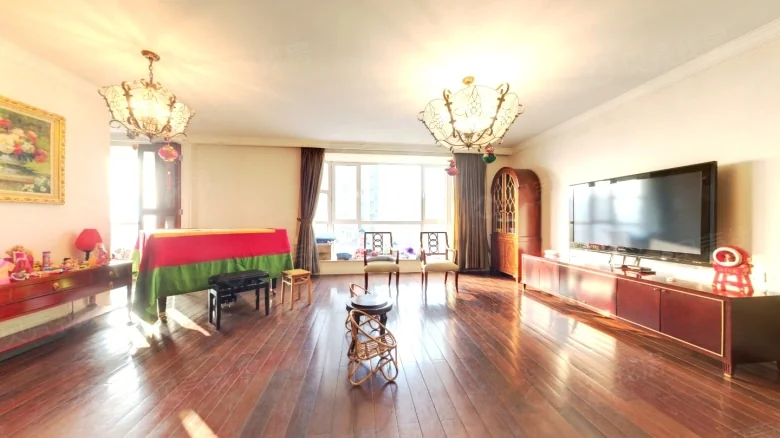 General Era International Apartment - View 3