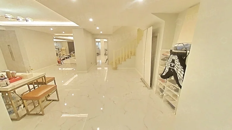 Huayu Tian Gong Hua Cheng A Group Cluster - View 3