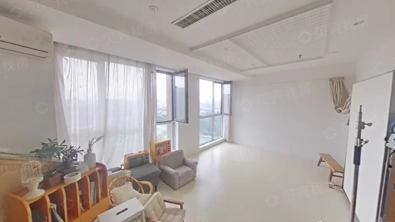 Zhong Mao Plaza - View 1