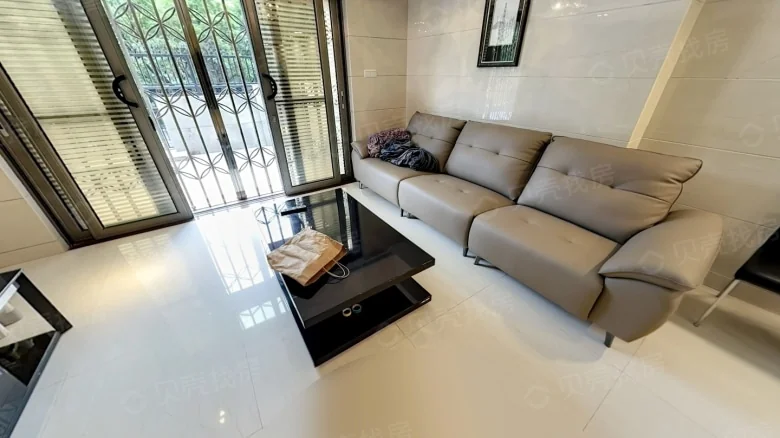 Poly Spring Court - View 4