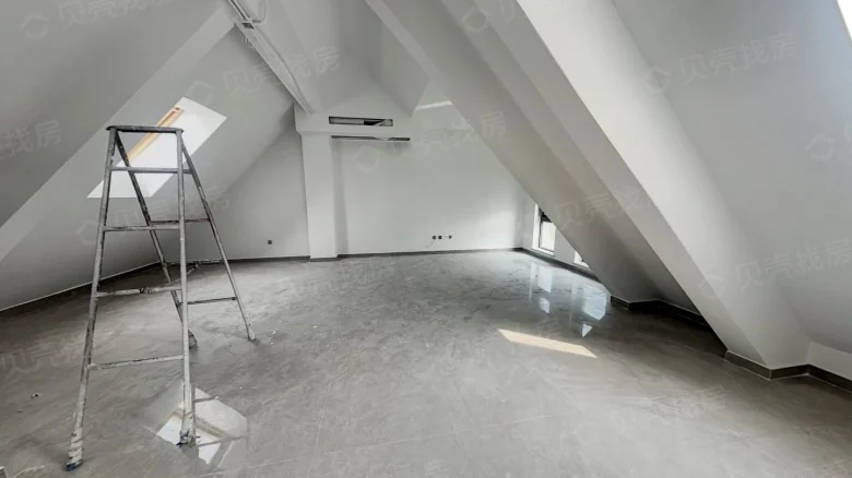 Cloud Brocade Family Villa - View 9