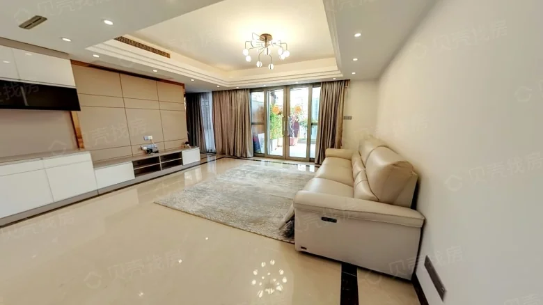 Golden Splendor Mansion - View 3