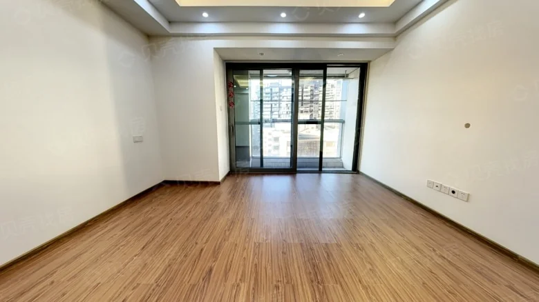 East Sea International Apartment - View 2