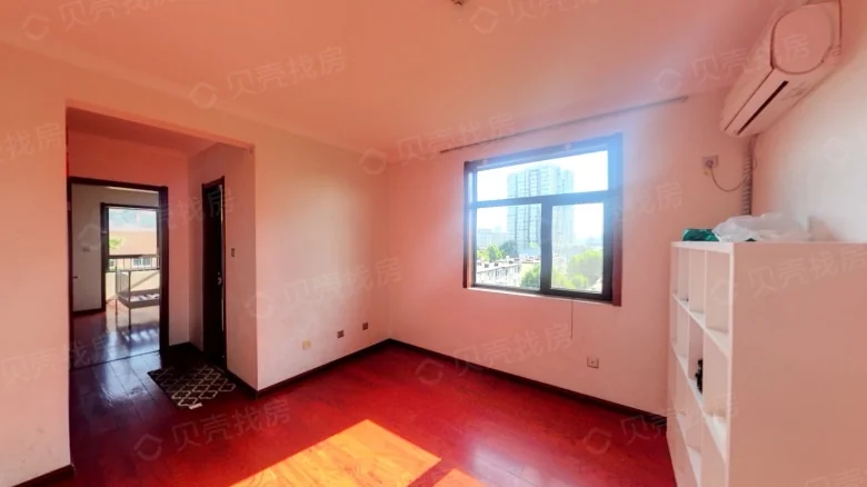 No. 8 Shan Shi Beijie Courtyard - View 1