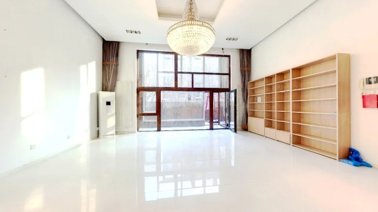 Golf Green Court CLASS - View 6