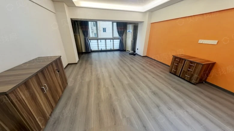 Zhongshan Shoufu - View 1