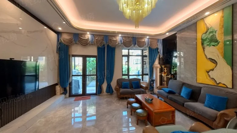 Zhonghai Camphor Villa - View 2