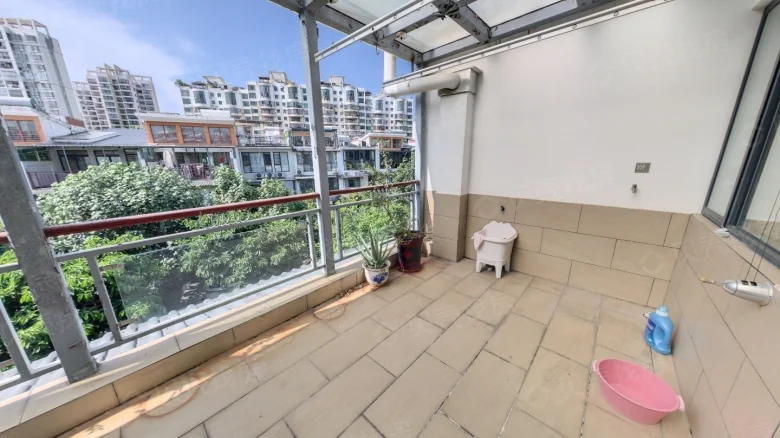 Blossom Language Court Yard - View 3