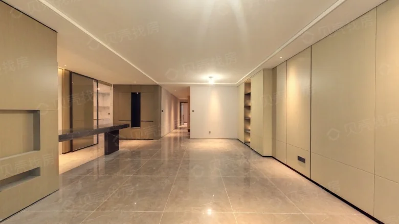 Gezhou Dam Longhu Zhonghang Mansion - View 1