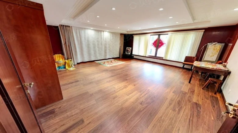 Qianlong Mountain Villa - View 1