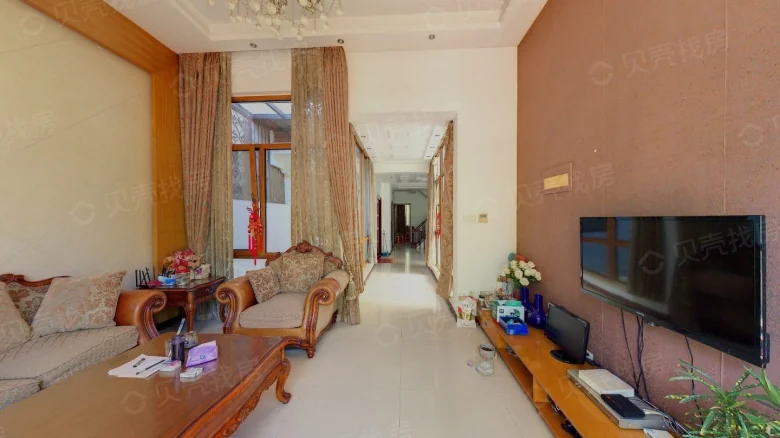 Dutch Villa - View 3