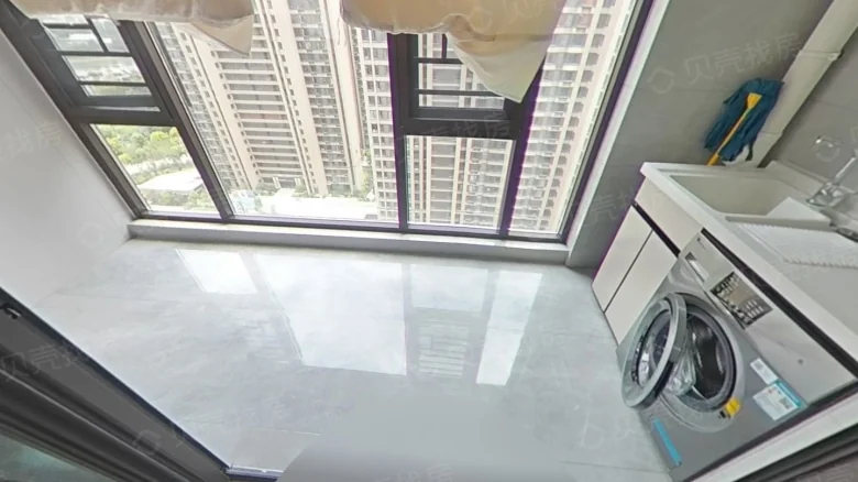 Zhongzhai Nan Yuan - View 3