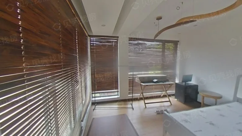 Jade Screen International Zitan Garden - View 1