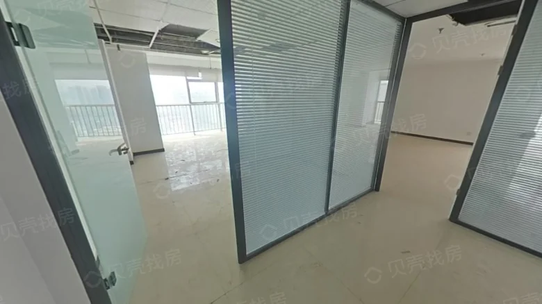 Rongtong Finance Tower - View 1