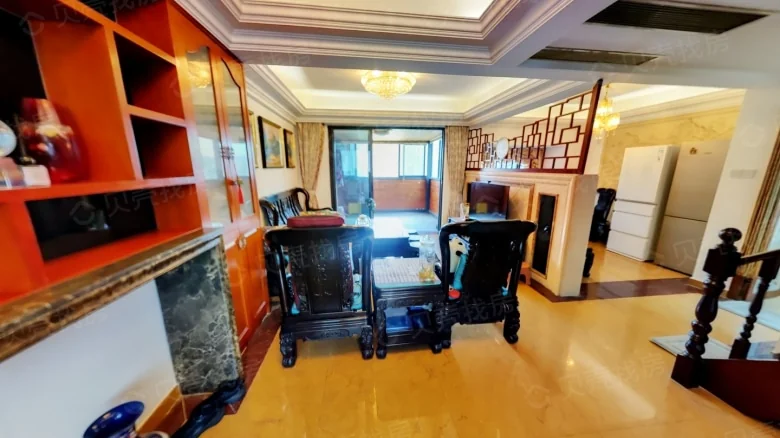 Radiant Bay Mansion - View 3