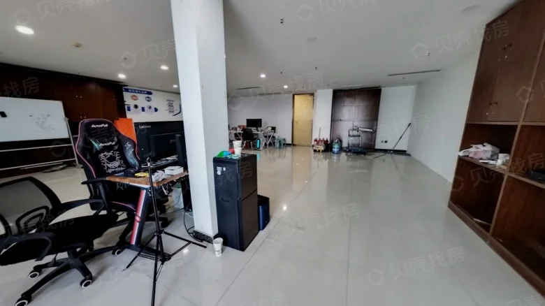 Lete Center - View 2