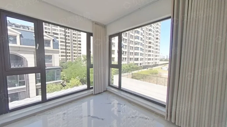 Huntingdon City Romance - View 1